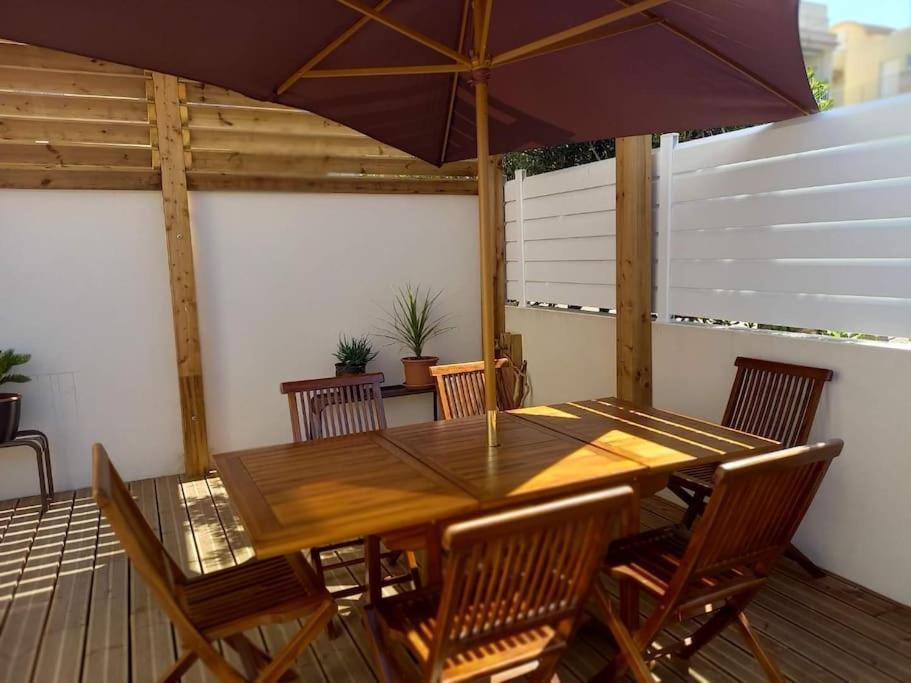 Appartement 100 M2 Terrasse Piscine Груисан Екстериор снимка